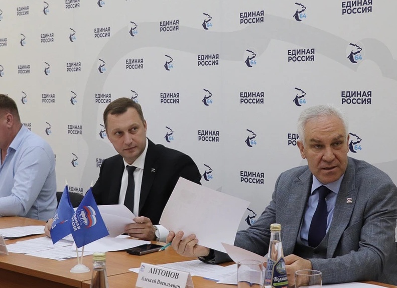 «Единая Россия» согласовала кандидатов на довыборы в 5 МО Саратовской области